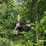Les Nids Du Domaine Du Chateau De Pailhe *