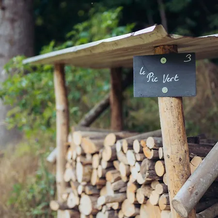 Les Nids Du Domaine Du Chateau De Pailhe * Clavier