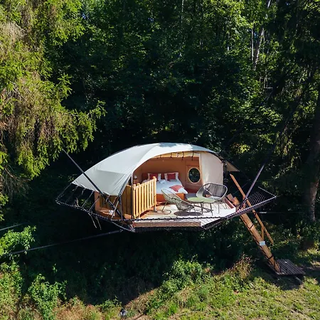 Les Nids Du Domaine Du Château De Pailhe * Clavier