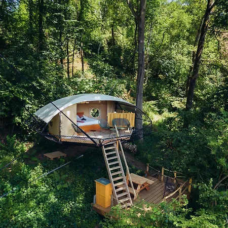 Les Nids Du Domaine Du Château De Pailhe