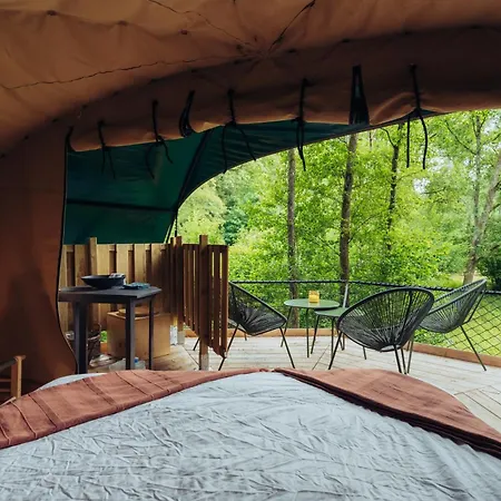 Les Nids Du Domaine Du Chateau De Pailhe Luxury tent